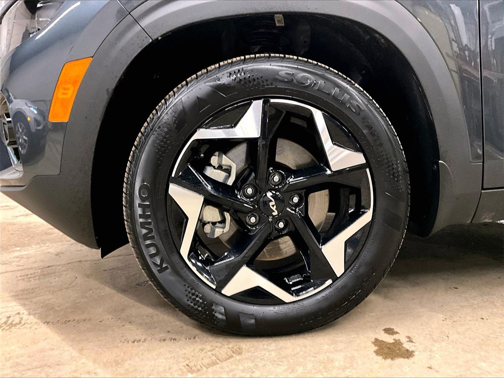 2025 Kia Seltos EX - Photo 7