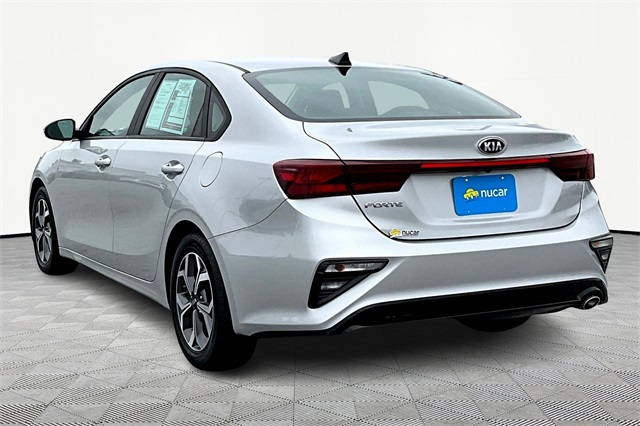 2021 Kia Forte LXS - Photo 4