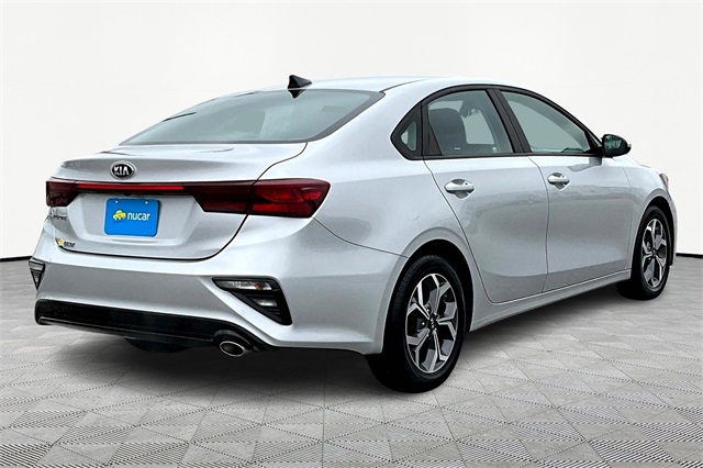 2021 Kia Forte LXS - Photo 6