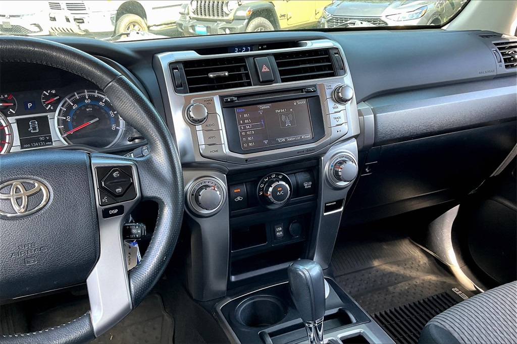 2018 Toyota 4Runner SR5 - Photo 17