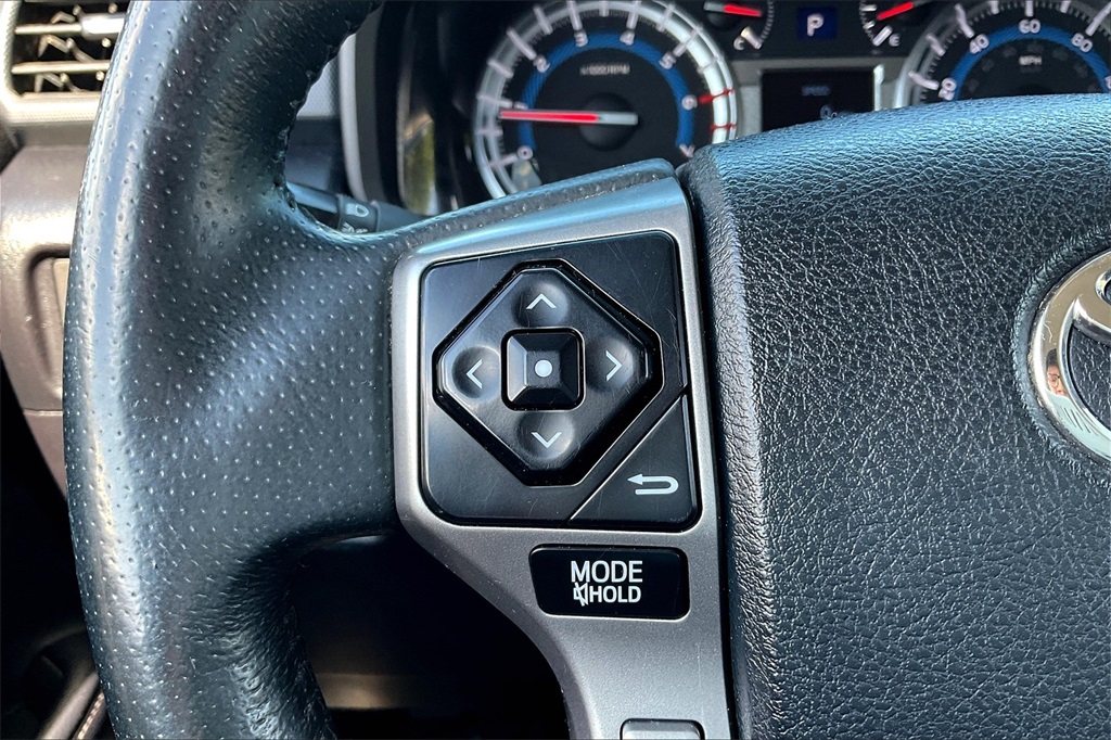2018 Toyota 4Runner SR5 - Photo 21