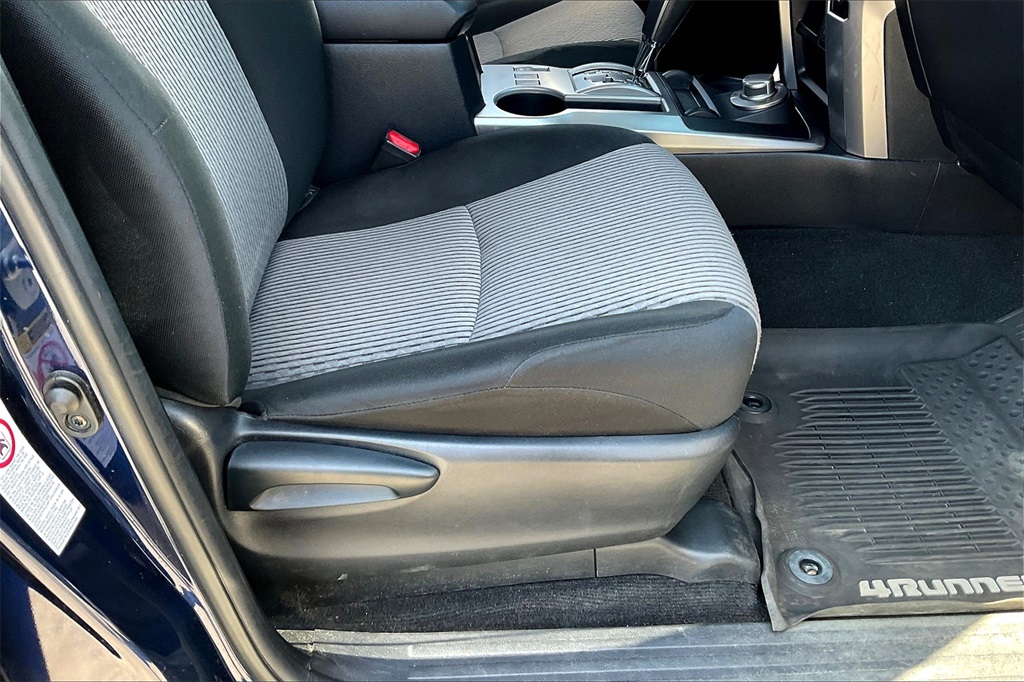 2018 Toyota 4Runner SR5 - Photo 34