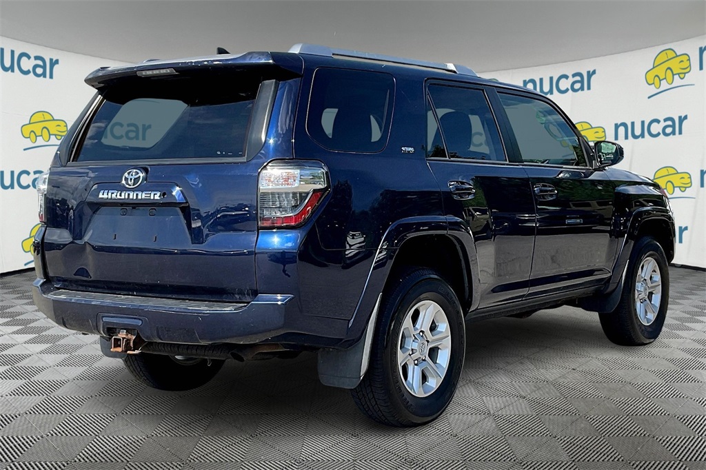 2018 Toyota 4Runner SR5 - Photo 6