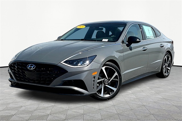2023 Hyundai Sonata SEL Plus - Photo 3