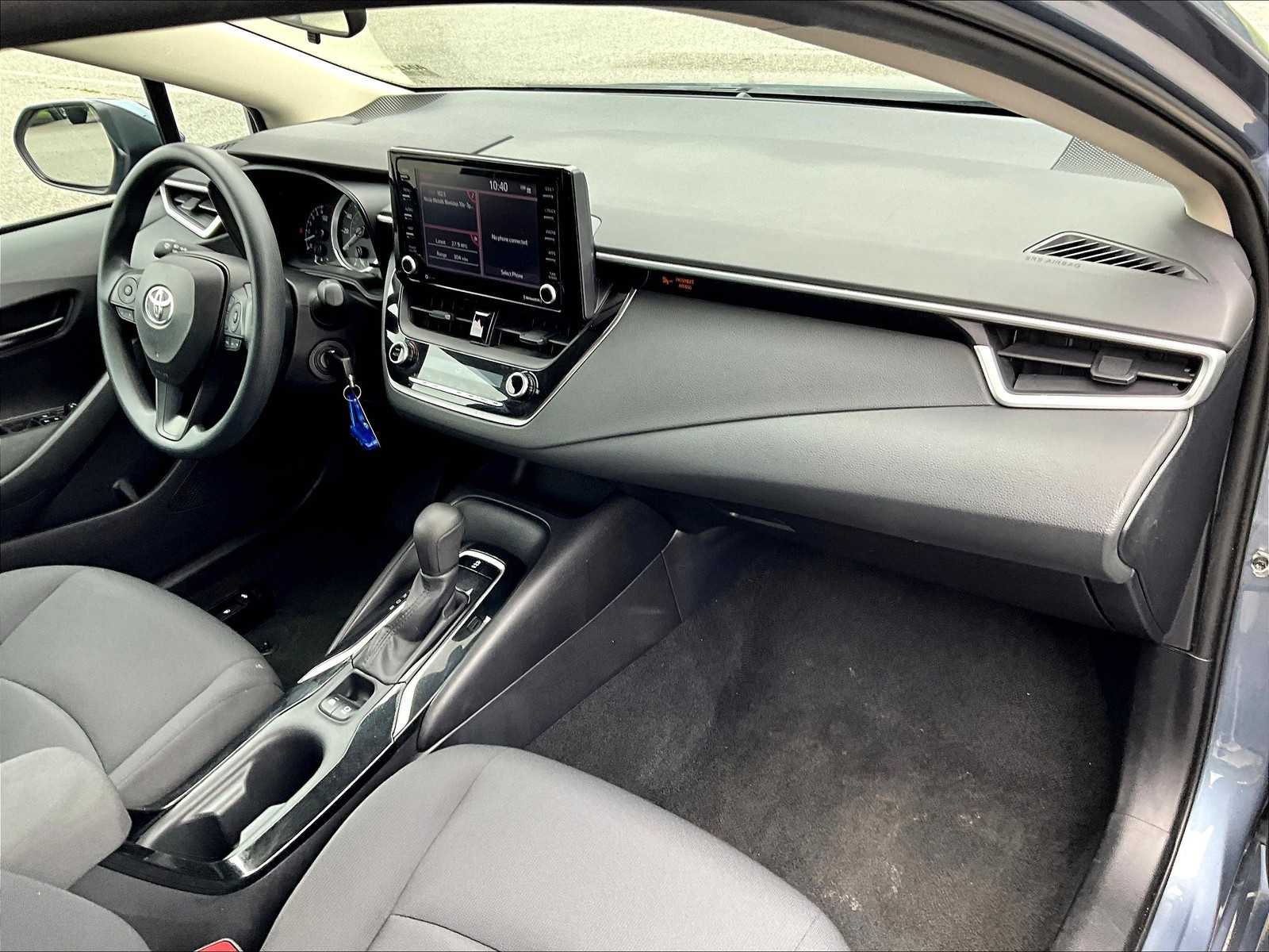 2022 Toyota Corolla LE - Photo 14