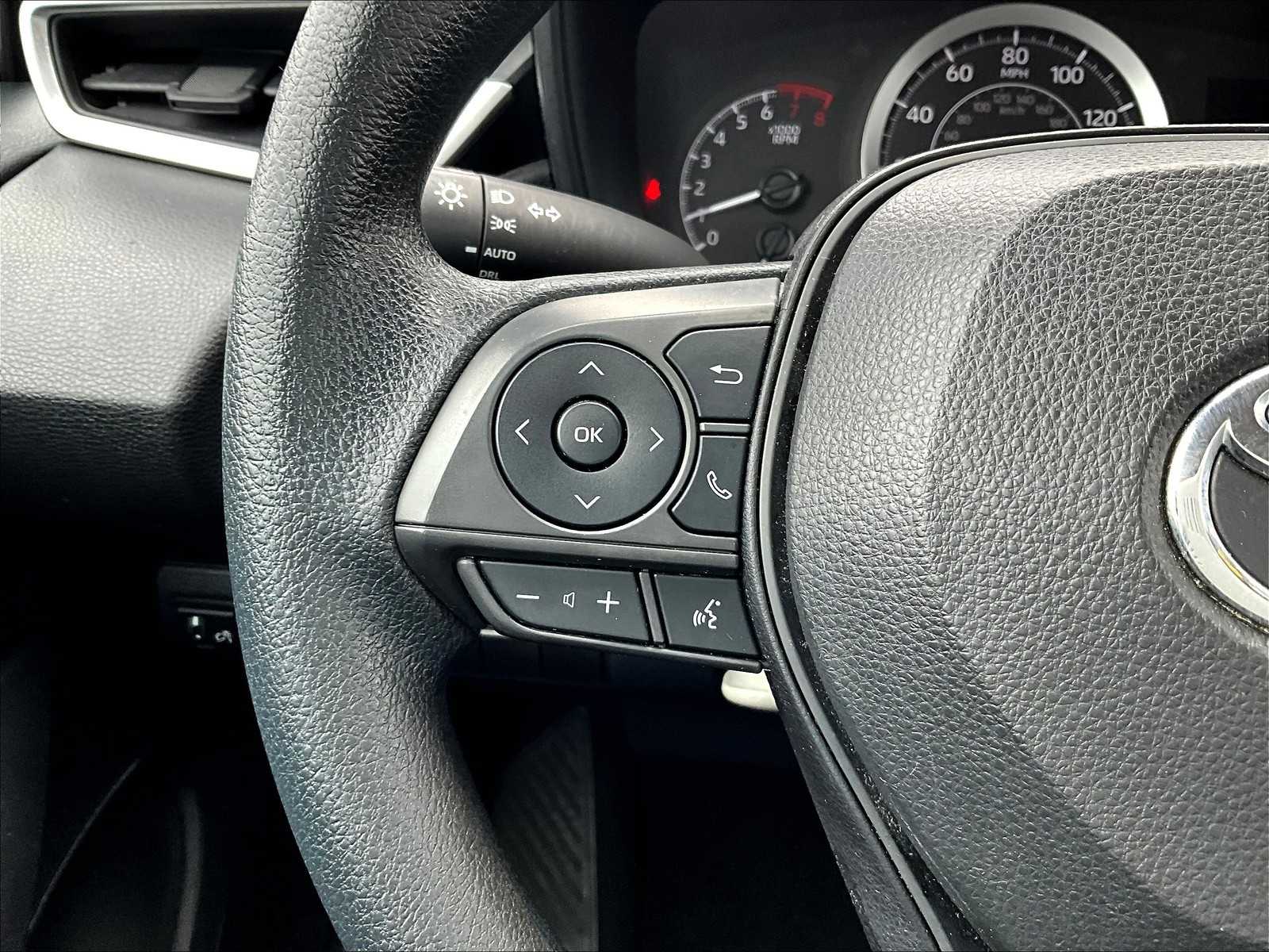 2022 Toyota Corolla LE - Photo 23