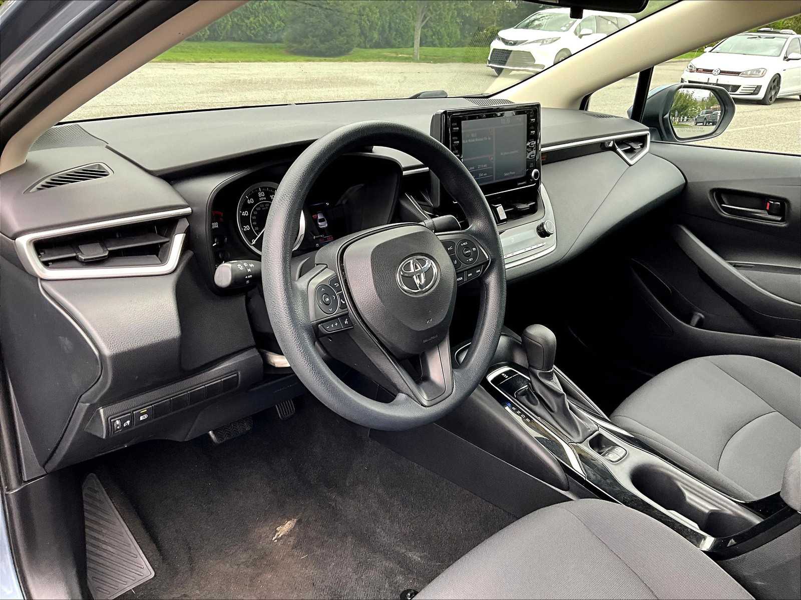 2022 Toyota Corolla LE - Photo 8