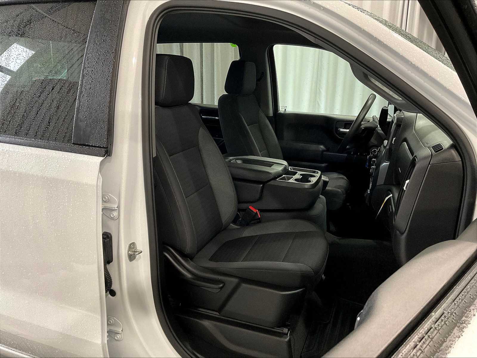 2022 Chevrolet Silverado 1500 LTD Custom - Photo 11