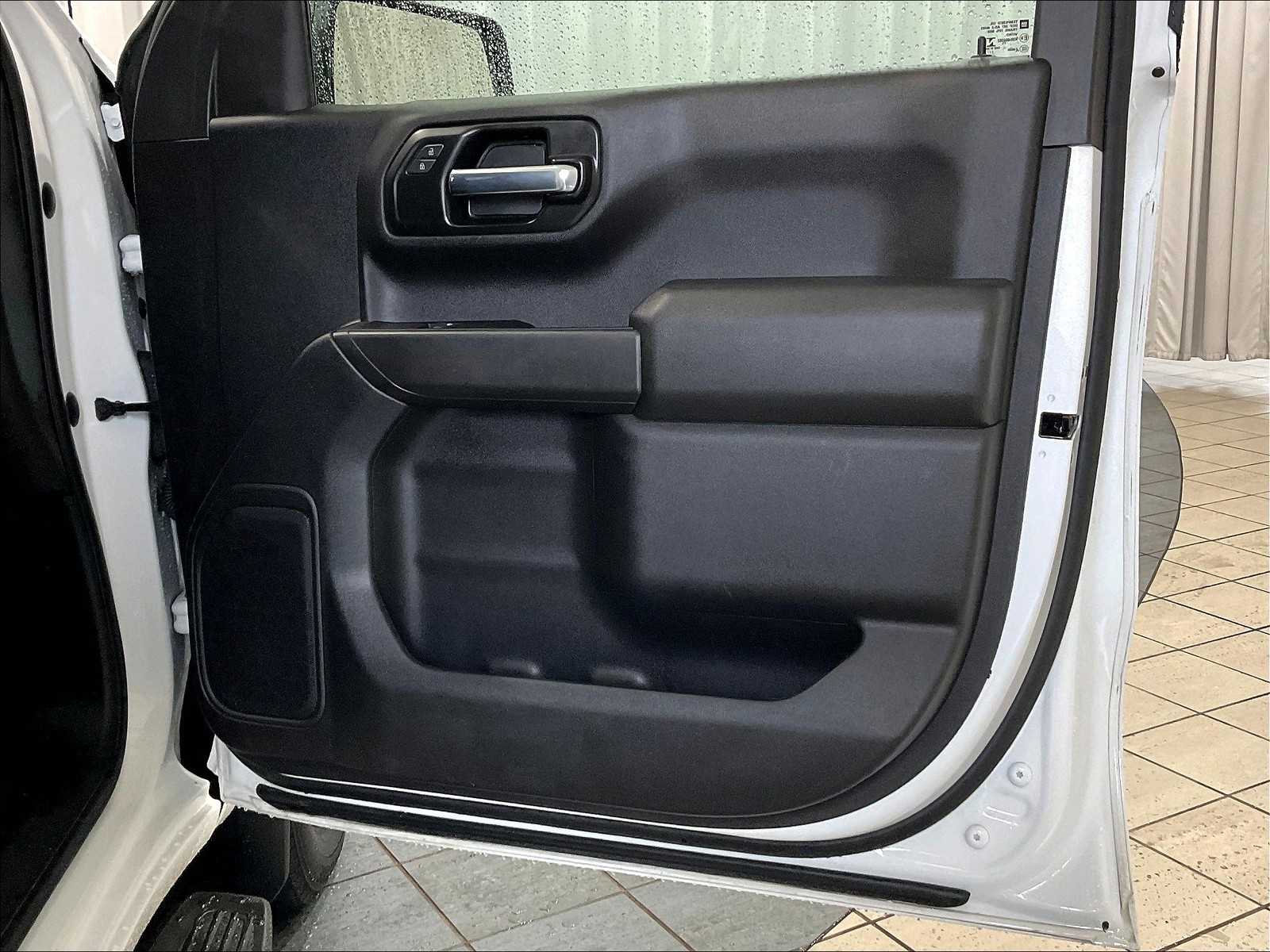2022 Chevrolet Silverado 1500 LTD Custom - Photo 12
