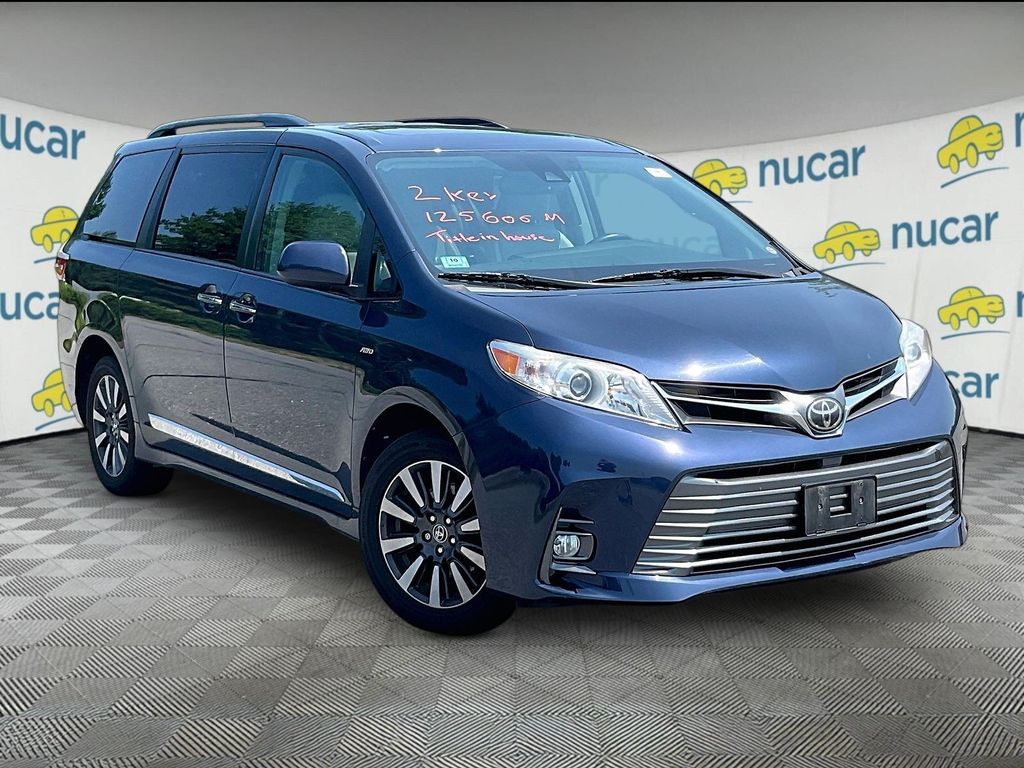 2018 Toyota Sienna XLE Premium