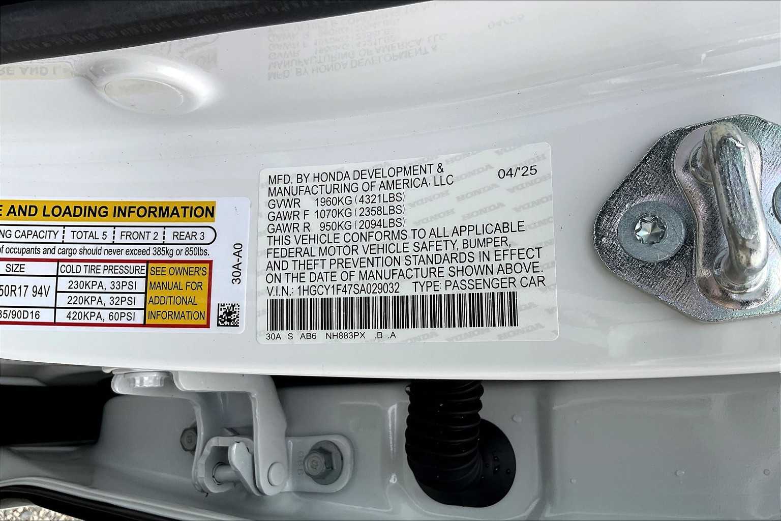 2025 Honda Accord SE - Photo 17