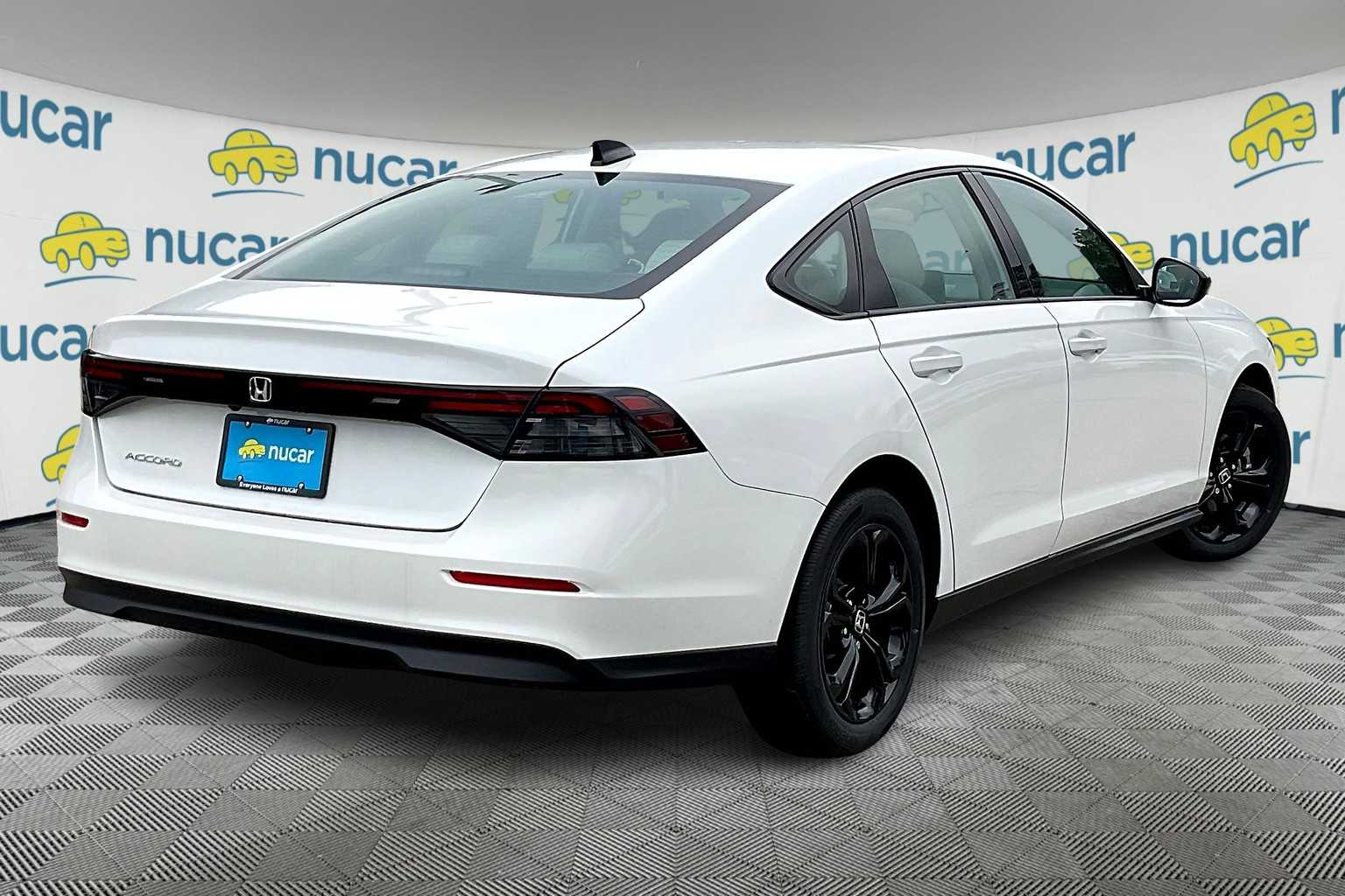 2025 Honda Accord SE - Photo 7