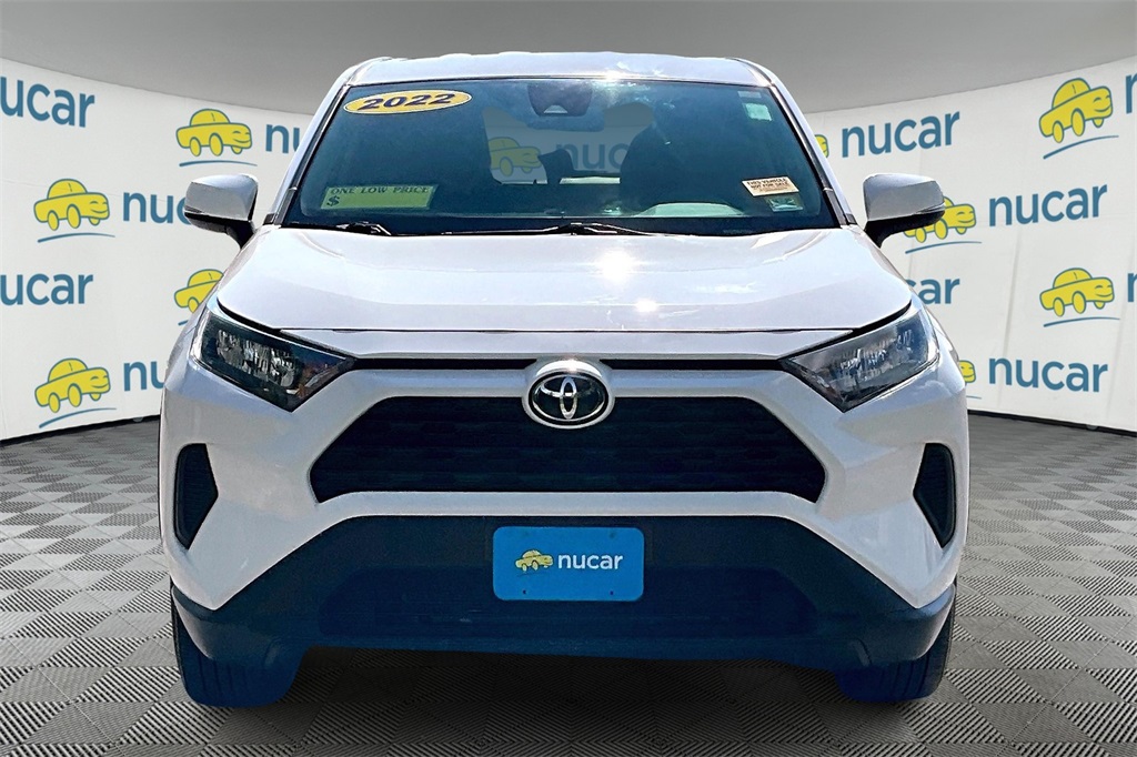 2022 Toyota RAV4 LE - Photo 2
