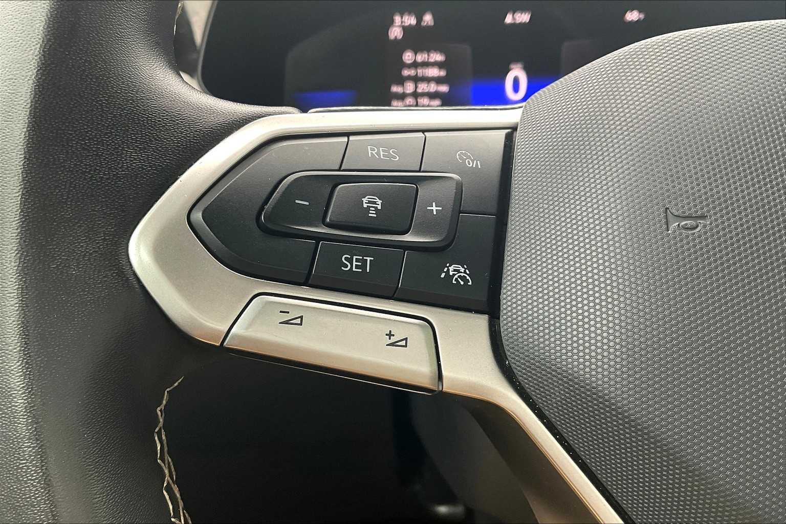 2024 Volkswagen Taos SE - Photo 22
