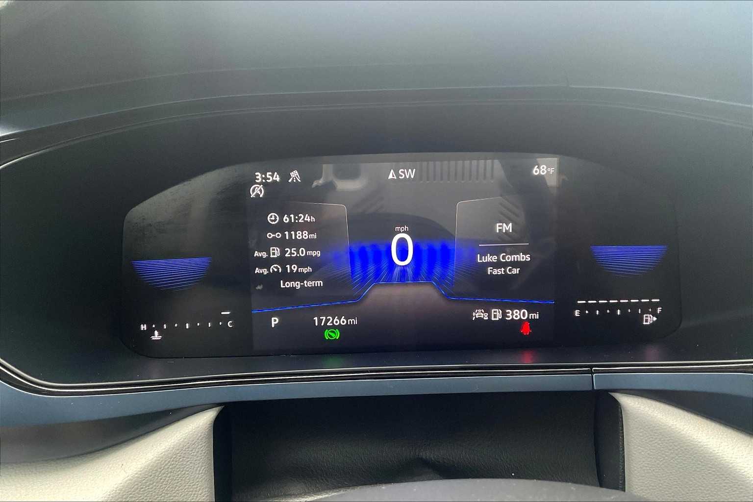 2024 Volkswagen Taos SE - Photo 24