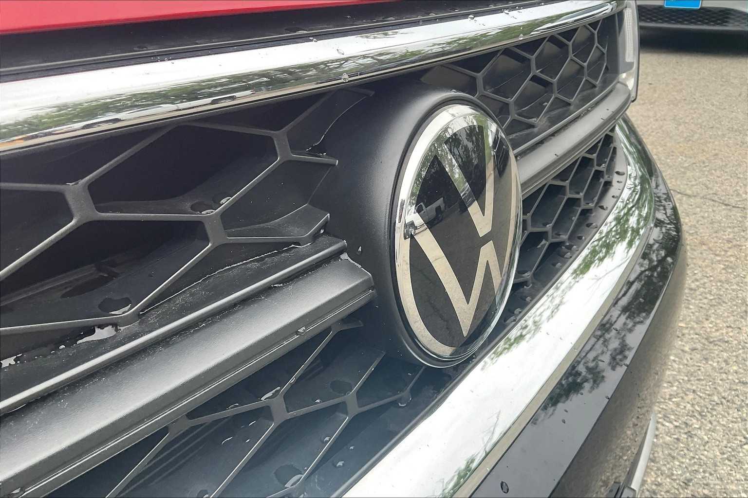 2024 Volkswagen Taos SE - Photo 30