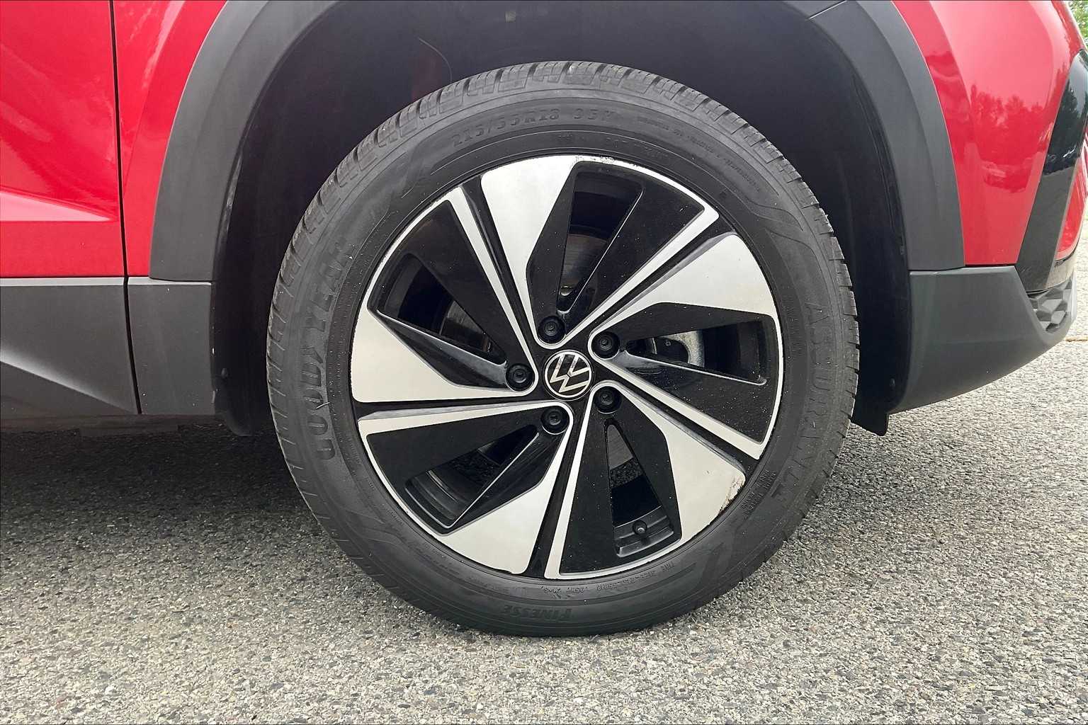 2024 Volkswagen Taos SE - Photo 7