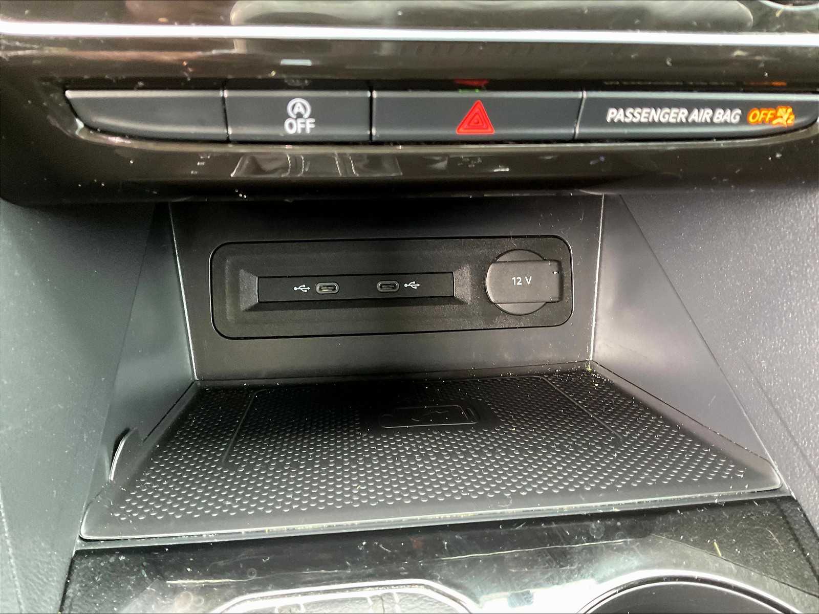 2022 Volkswagen Atlas 3.6L V6 SE w/Technology - Photo 26