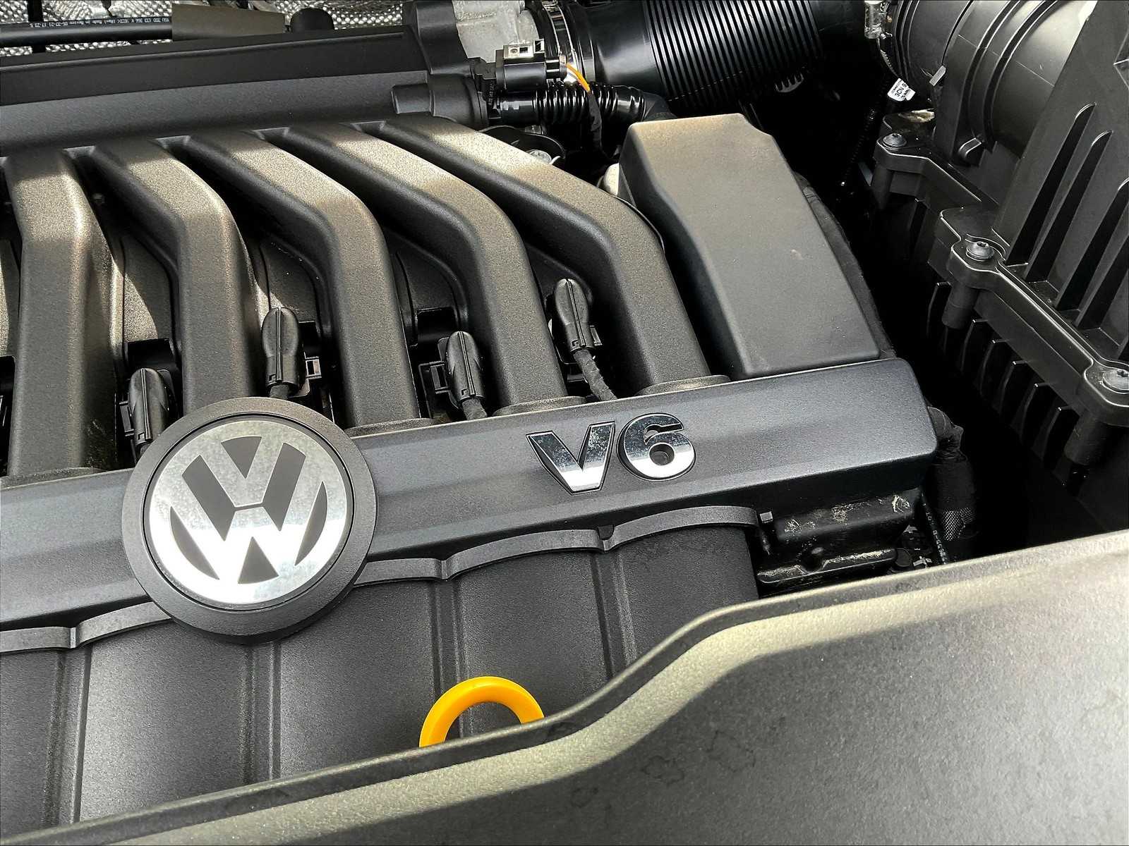 2022 Volkswagen Atlas 3.6L V6 SE w/Technology - Photo 34