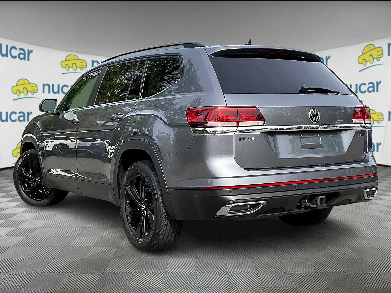 2022 Volkswagen Atlas 3.6L V6 SE w/Technology - Photo 4