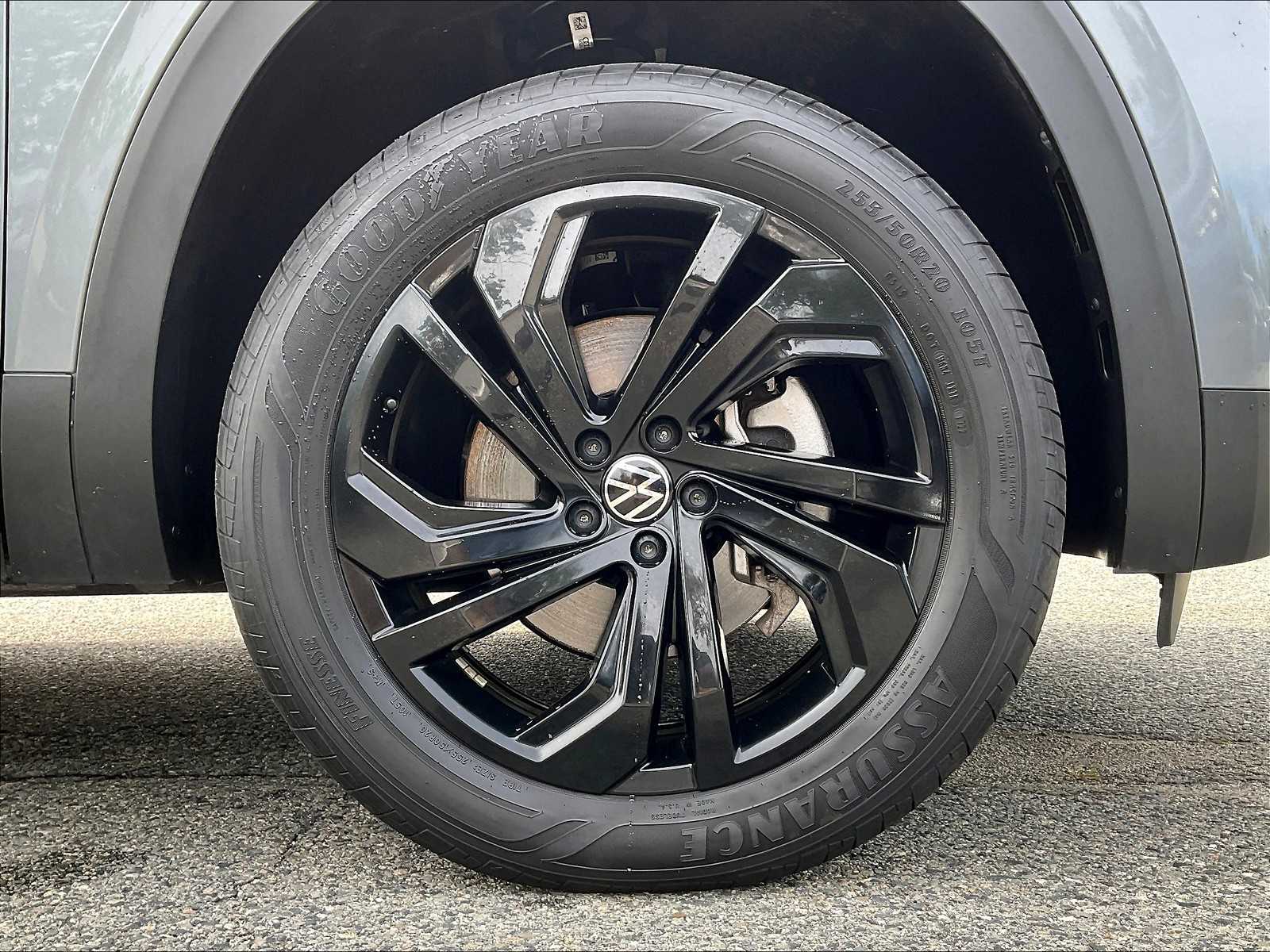 2022 Volkswagen Atlas 3.6L V6 SE w/Technology - Photo 7