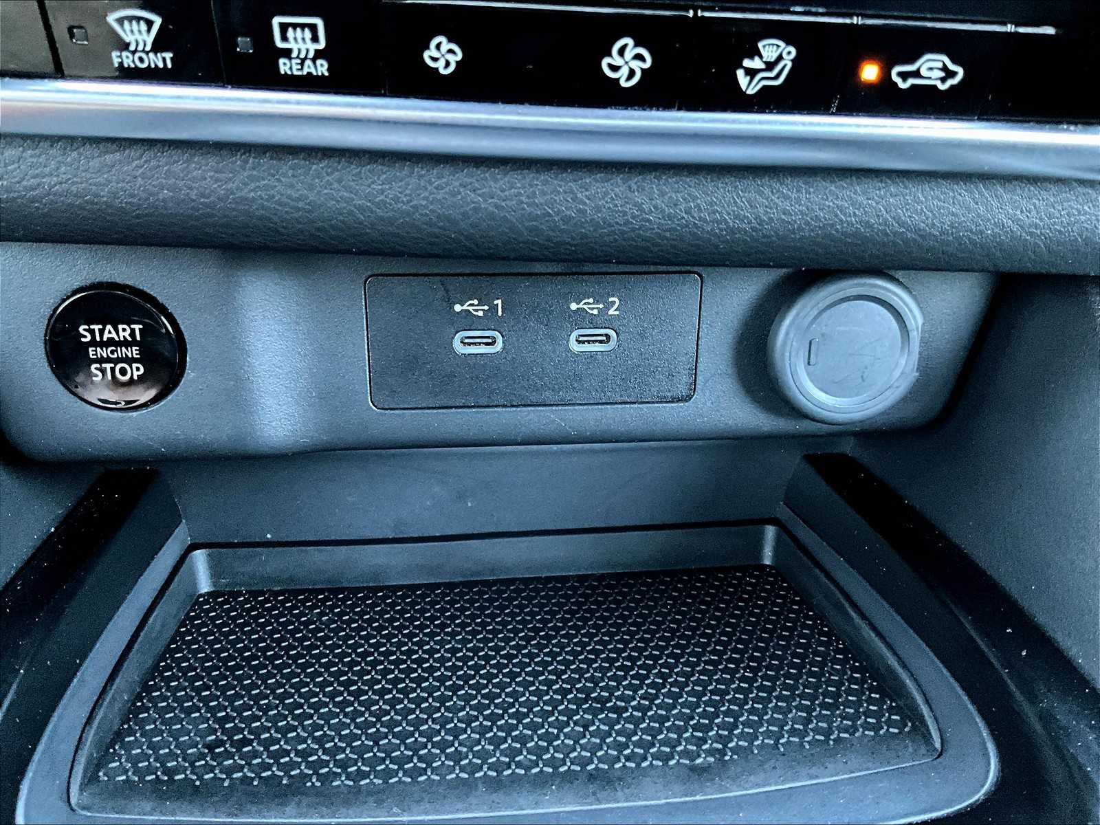 2025 Nissan Rogue SV - Photo 25