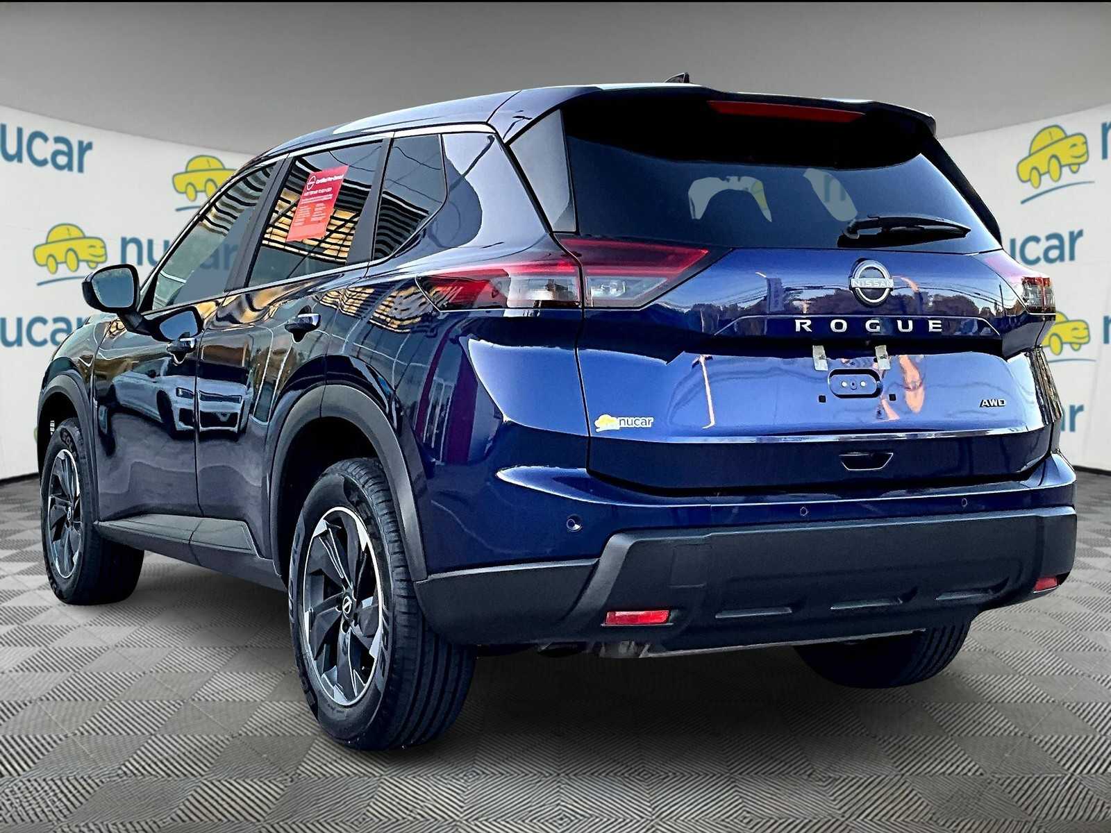 2025 Nissan Rogue SV - Photo 4