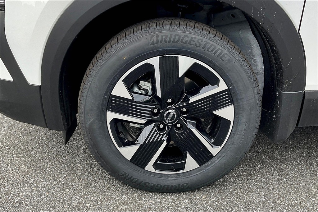 2025 Nissan Kicks SV - Photo 8