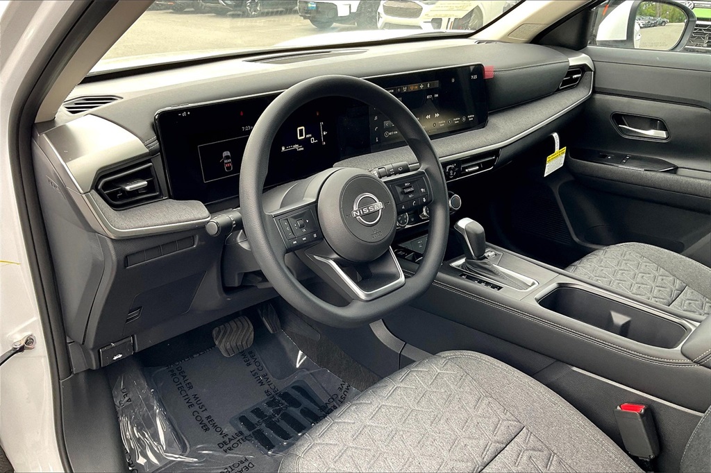 2025 Nissan Kicks SV - Photo 9