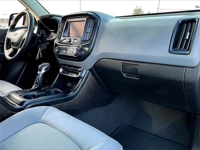 2022 Chevrolet Colorado Work Truck - Photo 13
