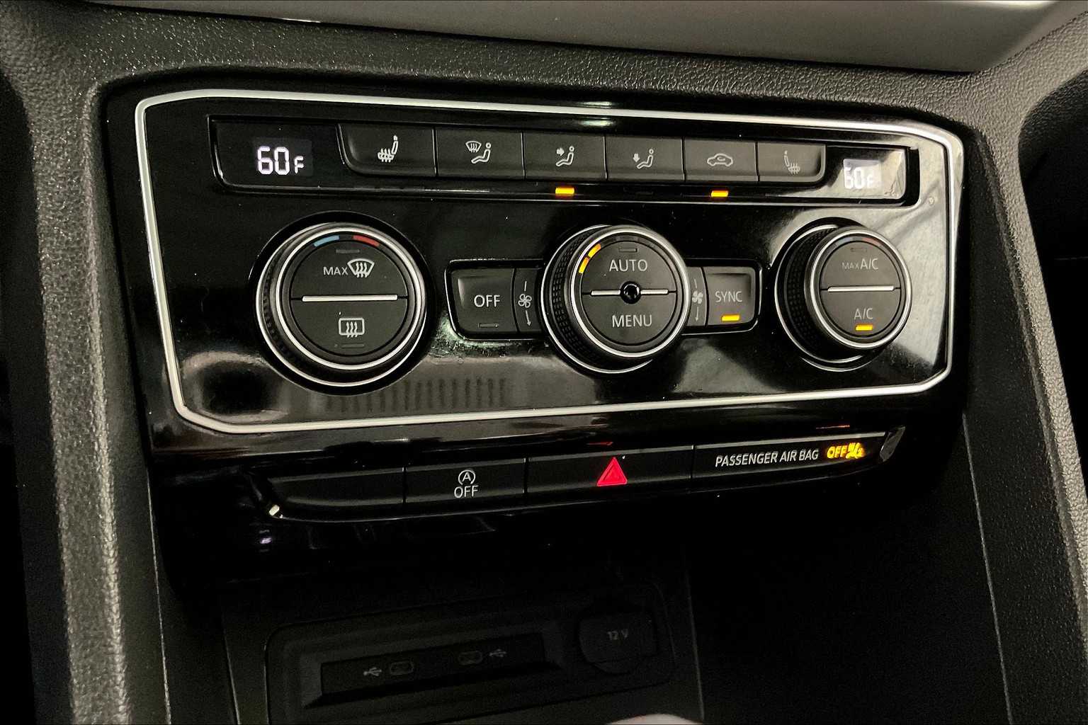 2022 Volkswagen Atlas Cross Sport 3.6L V6 SE w/Technology - Photo 26