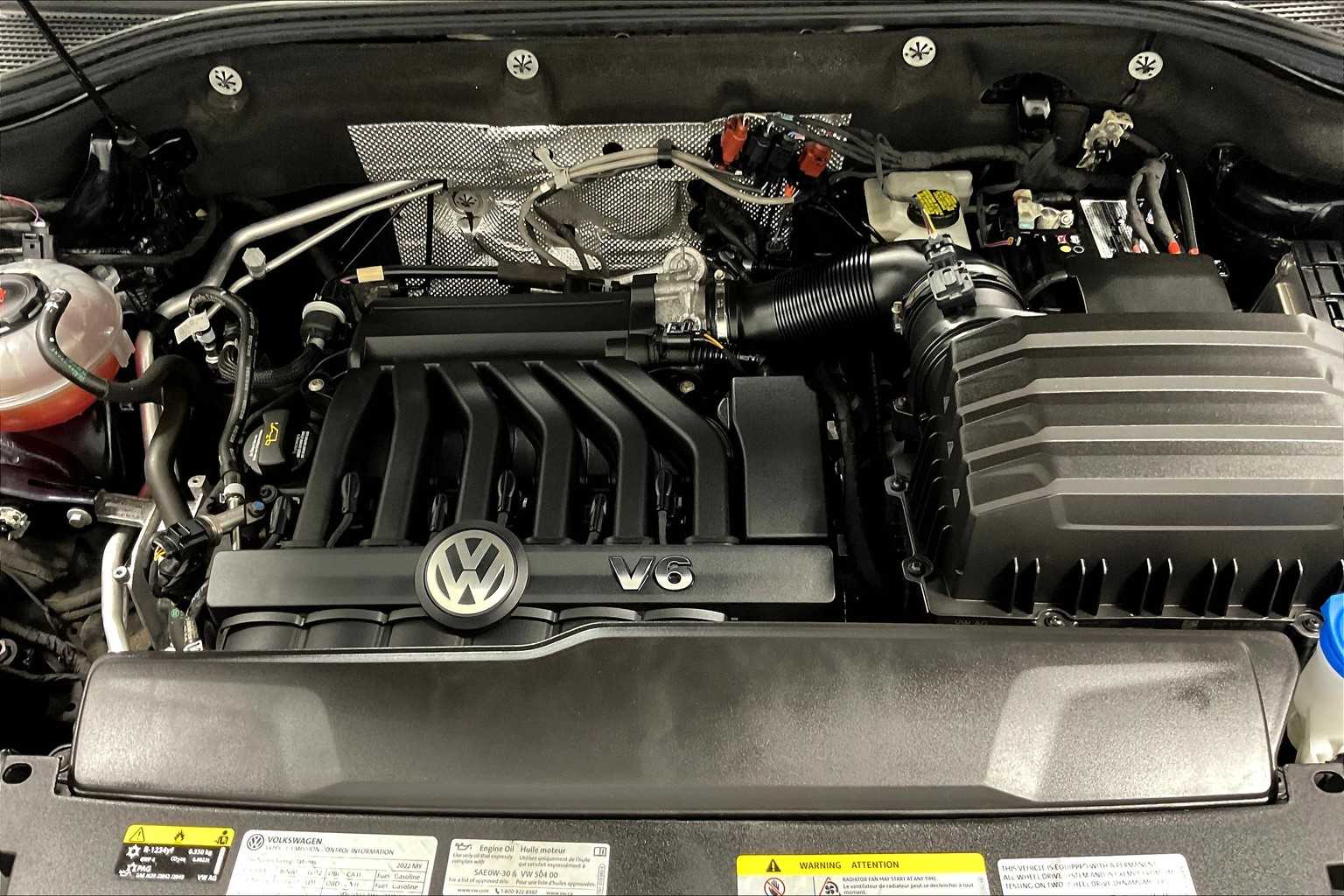 2022 Volkswagen Atlas Cross Sport 3.6L V6 SE w/Technology - Photo 35