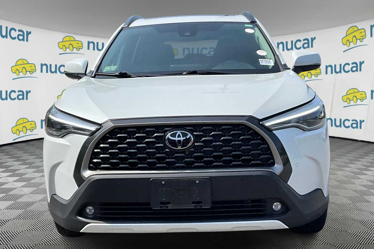 2022 Toyota Corolla Cross XLE - Photo 2