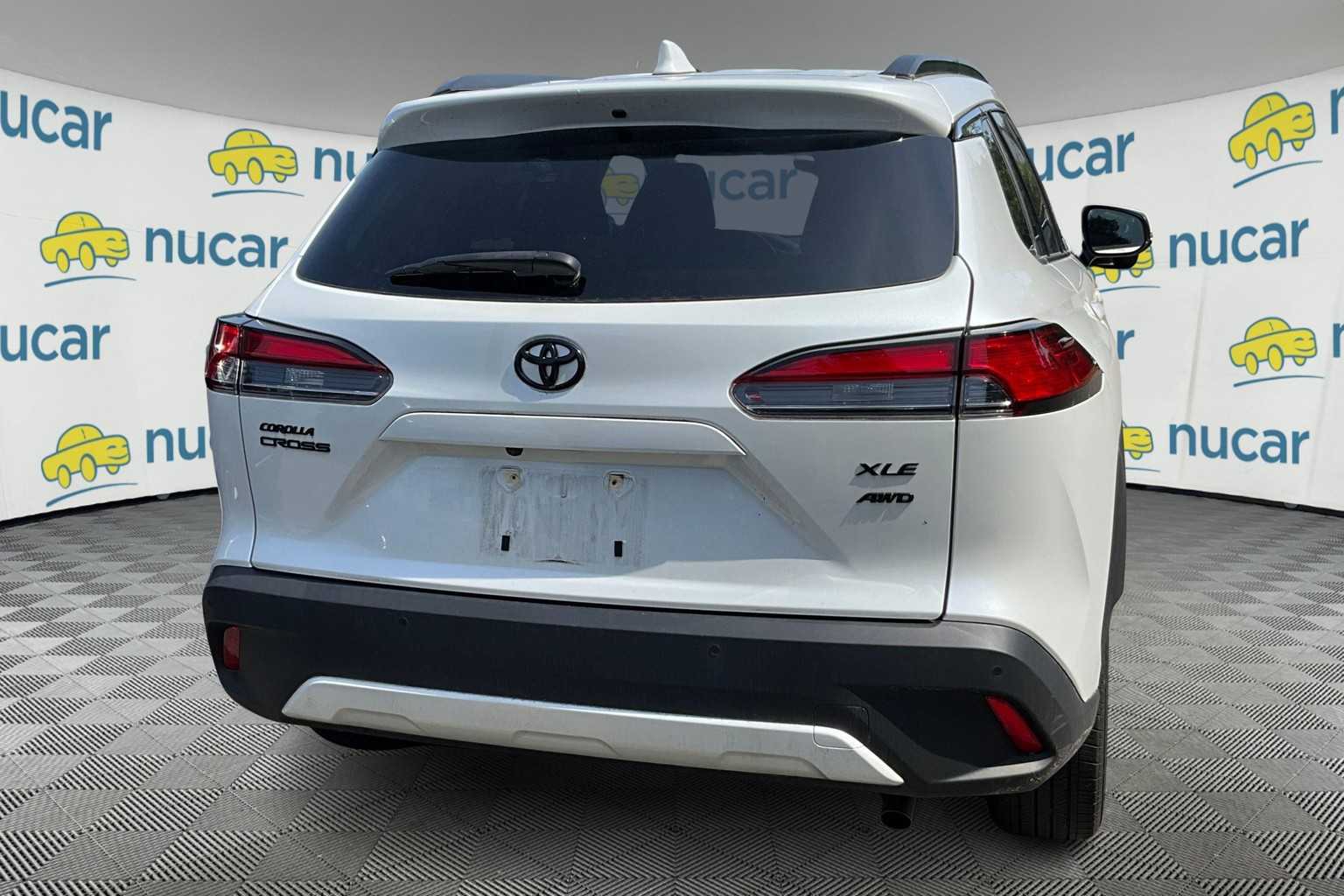 2022 Toyota Corolla Cross XLE - Photo 3