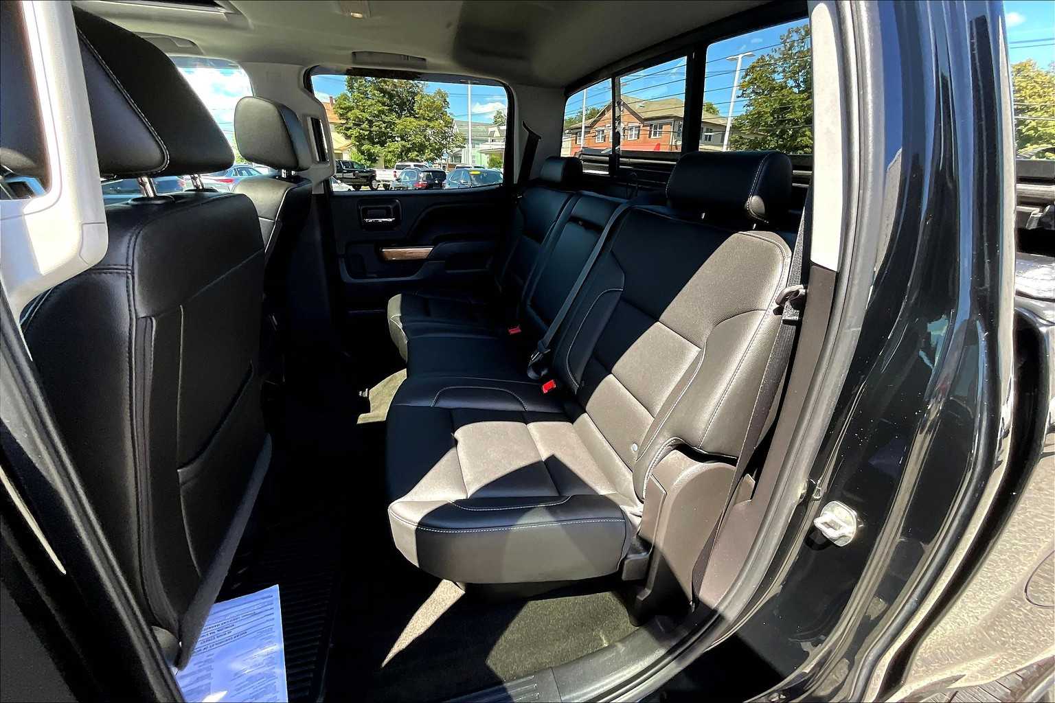 2018 Chevrolet Silverado 1500 LTZ - Photo 15