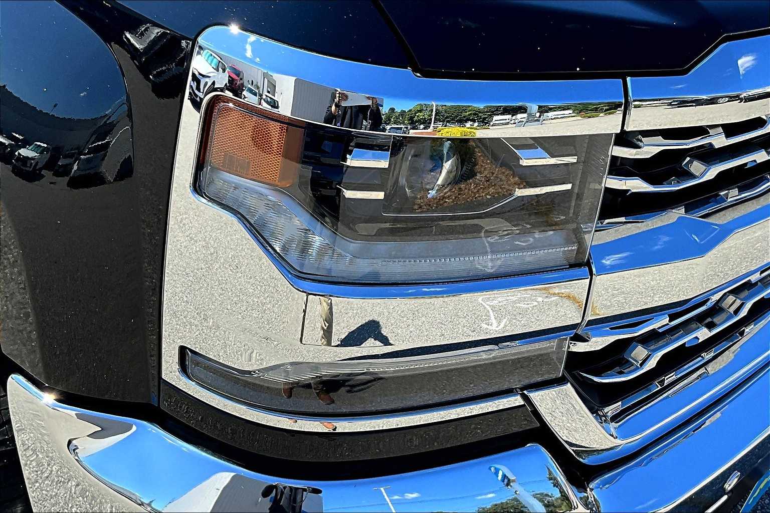 2018 Chevrolet Silverado 1500 LTZ - Photo 33