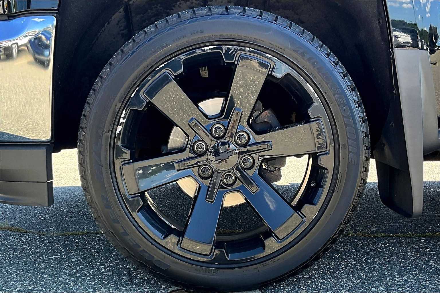 2018 Chevrolet Silverado 1500 LTZ - Photo 7