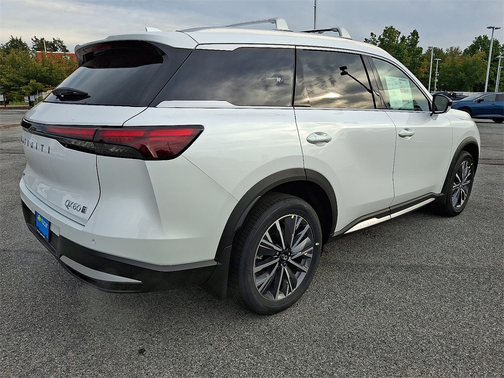 2026 INFINITI QX60 LUXE - Photo 4