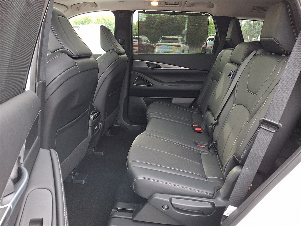 2026 INFINITI QX60 LUXE - Photo 6