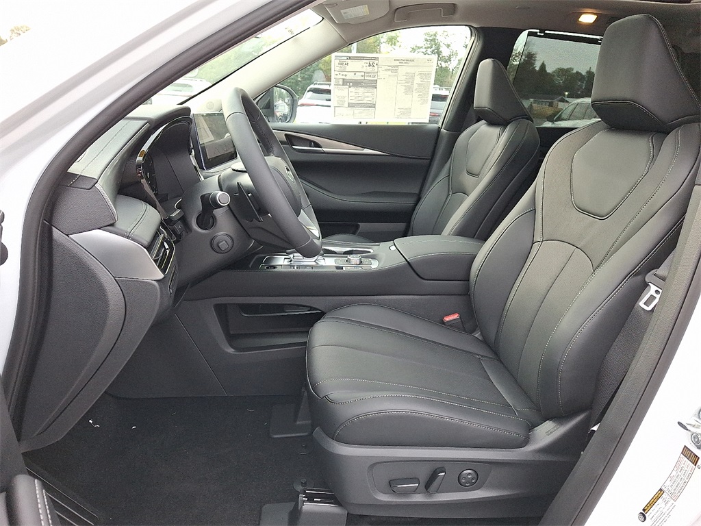 2026 INFINITI QX60 LUXE - Photo 10