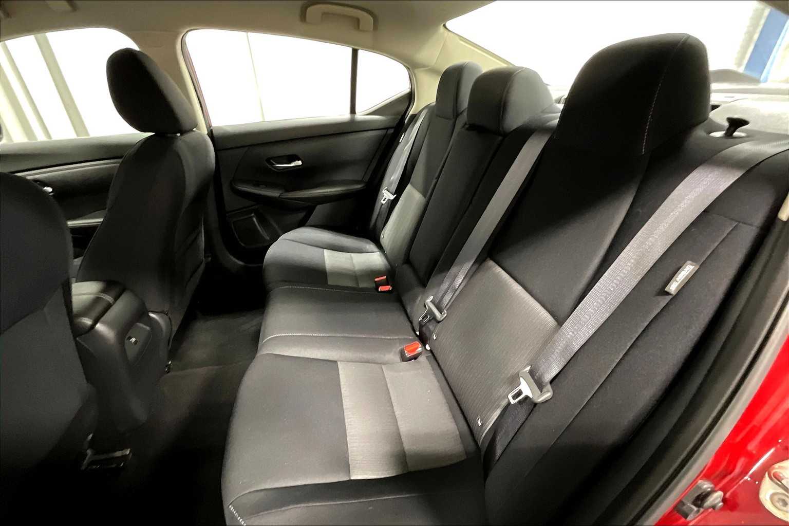 2021 Nissan Sentra SV - Photo 14