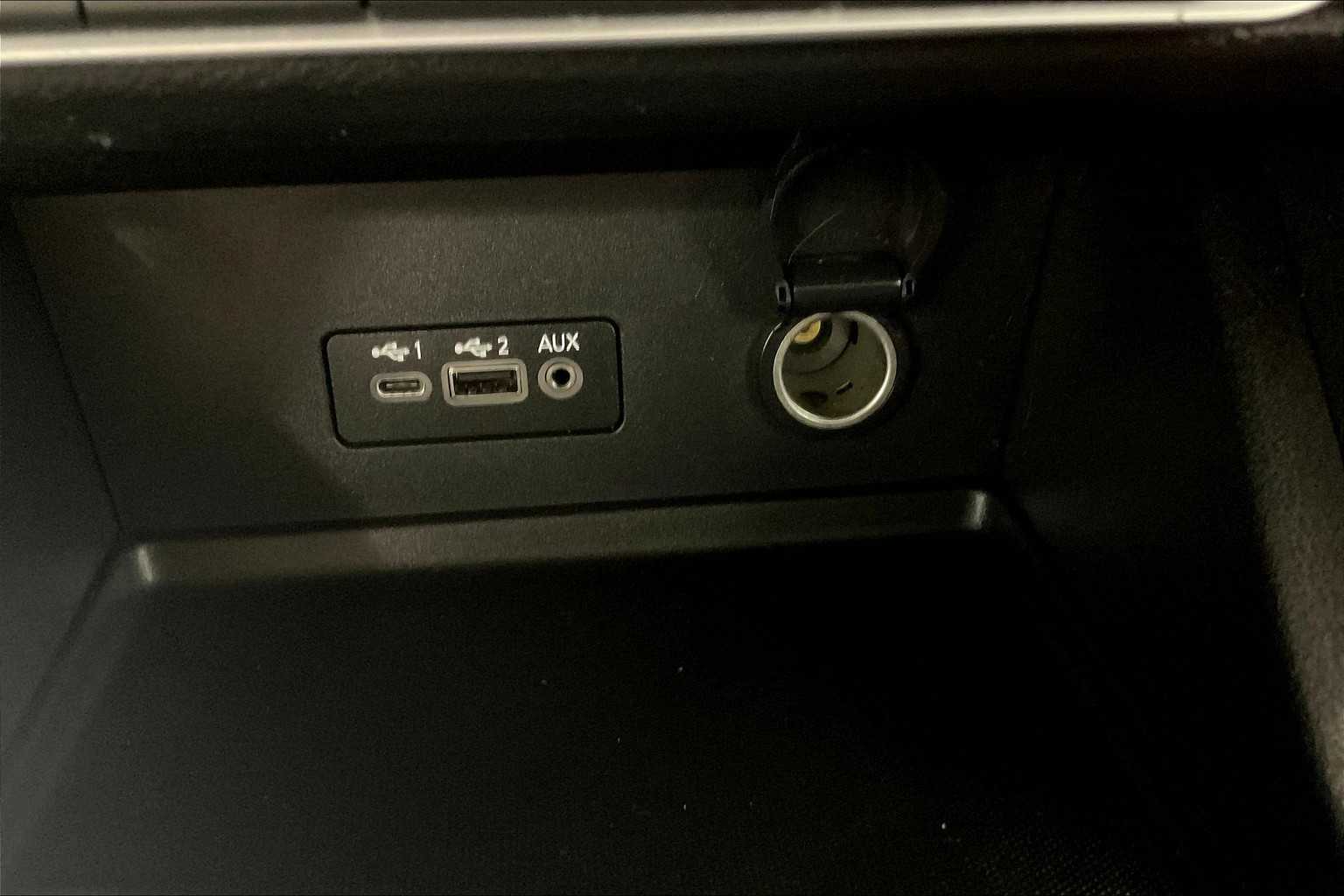 2021 Nissan Sentra SV - Photo 25