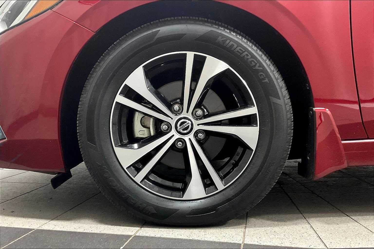 2021 Nissan Sentra SV - Photo 6