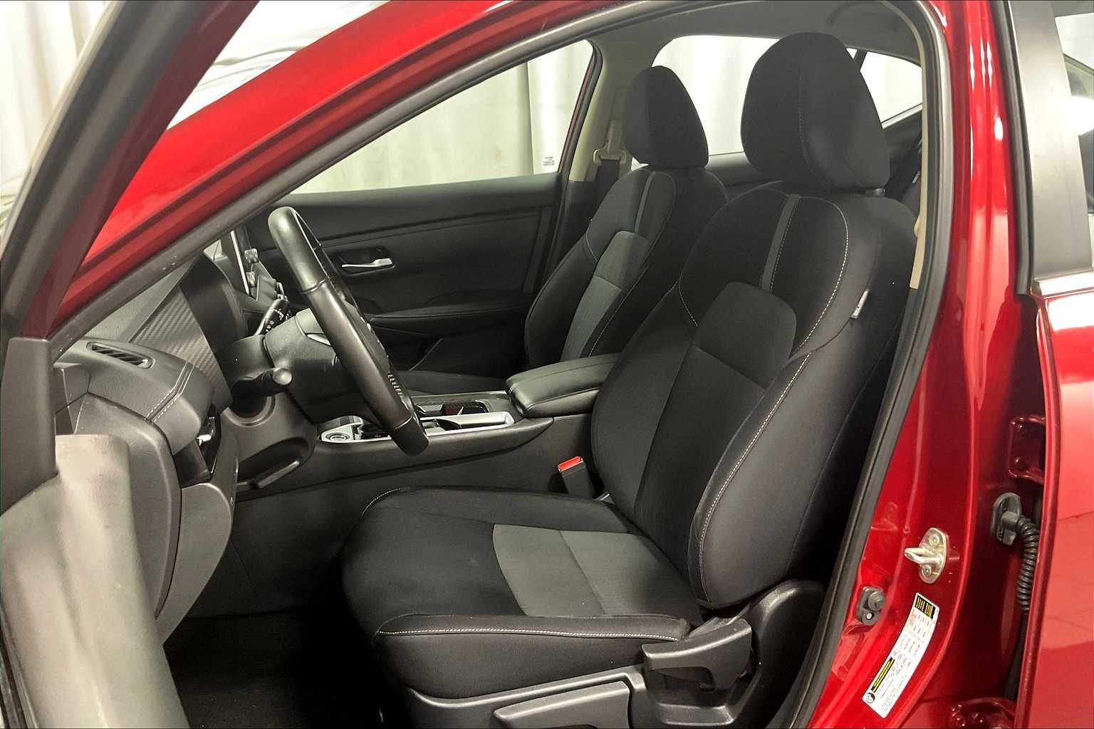 2021 Nissan Sentra SV - Photo 9