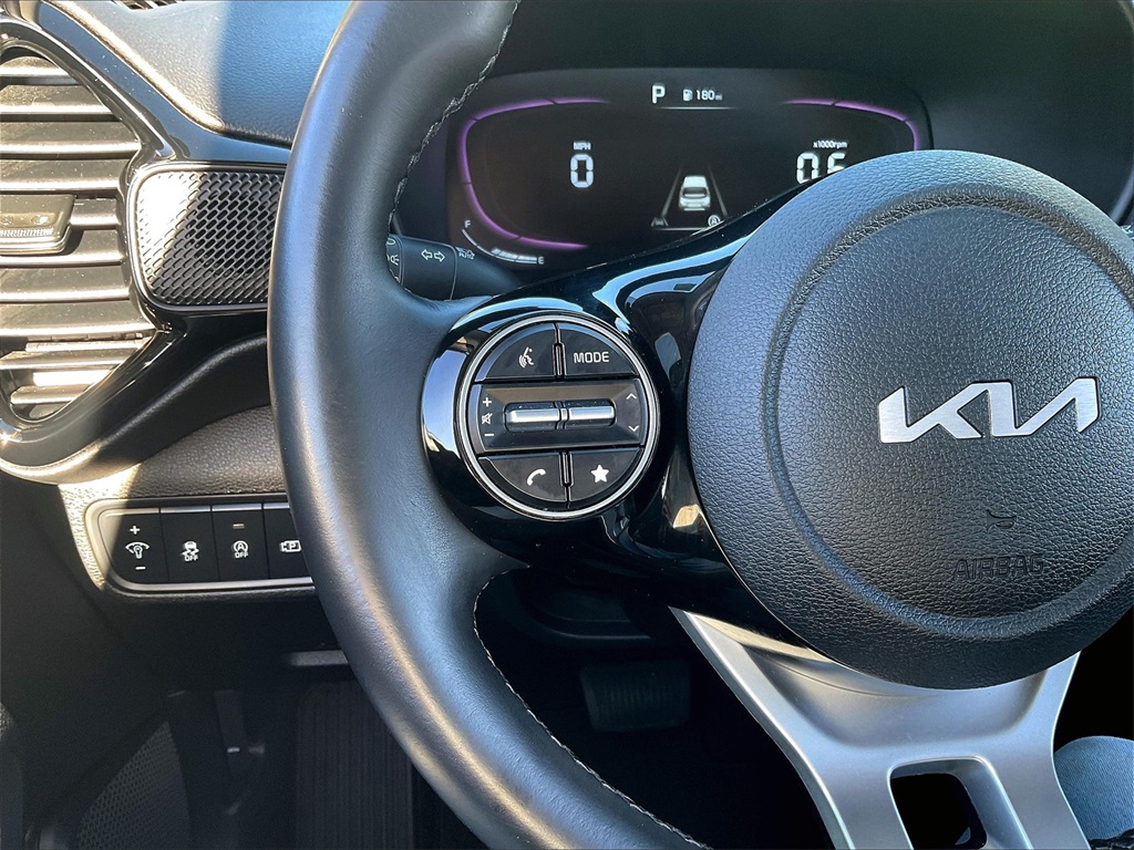 2023 Kia Soul EX - Photo 22