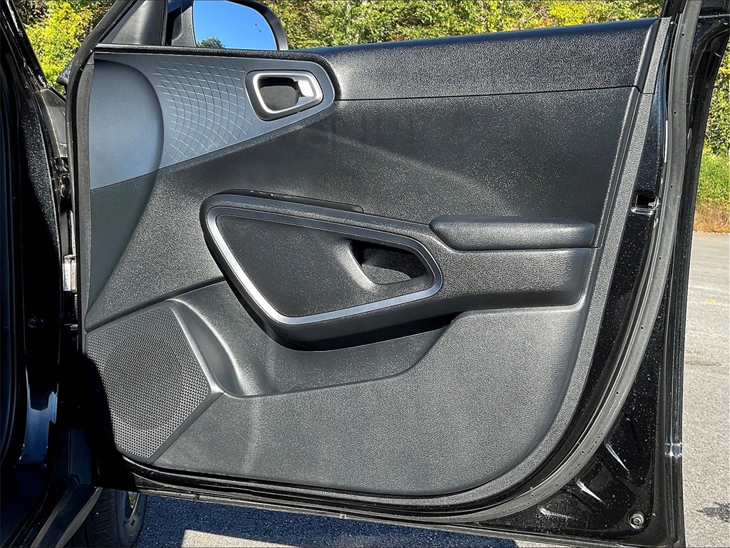 2023 Kia Soul EX - Photo 25