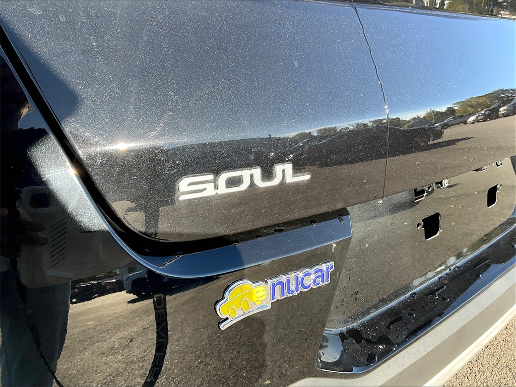 2023 Kia Soul EX - Photo 26