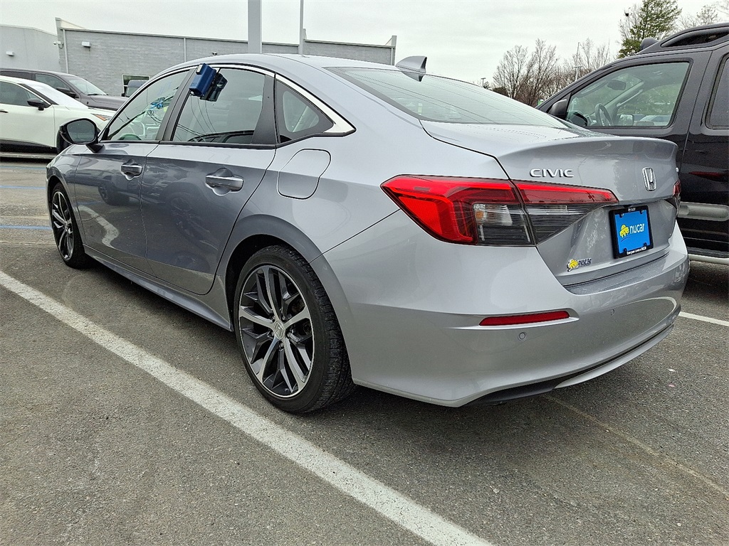 2024 Honda Civic Touring - Photo 4