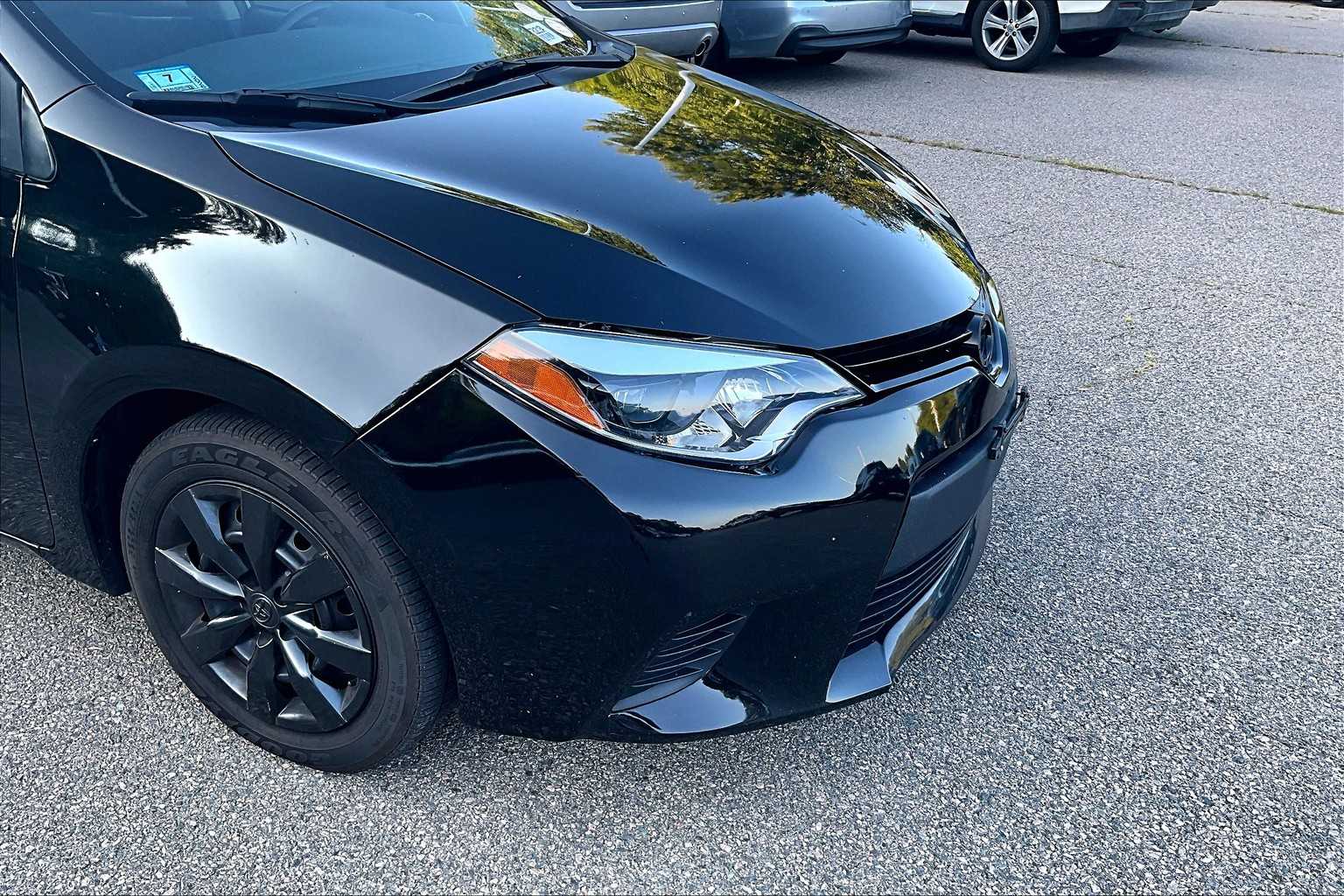 2014 Toyota Corolla LE - Photo 5