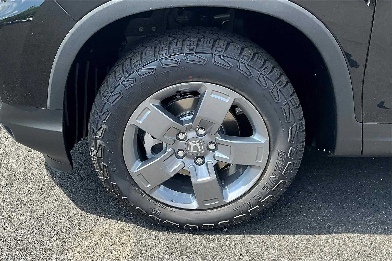 2025 Honda Ridgeline TrailSport - Photo 8